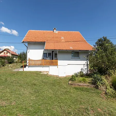 Lucija Appartement Lovinac  Buitenkant foto